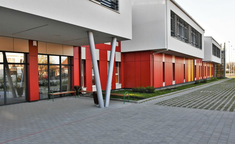 Otvorena Osnovna škola Hrvatski Leskovac